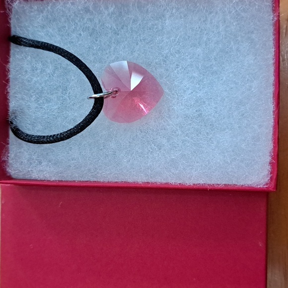 Candy Apple Crystal Heart Necklace - Picture 4 of 6